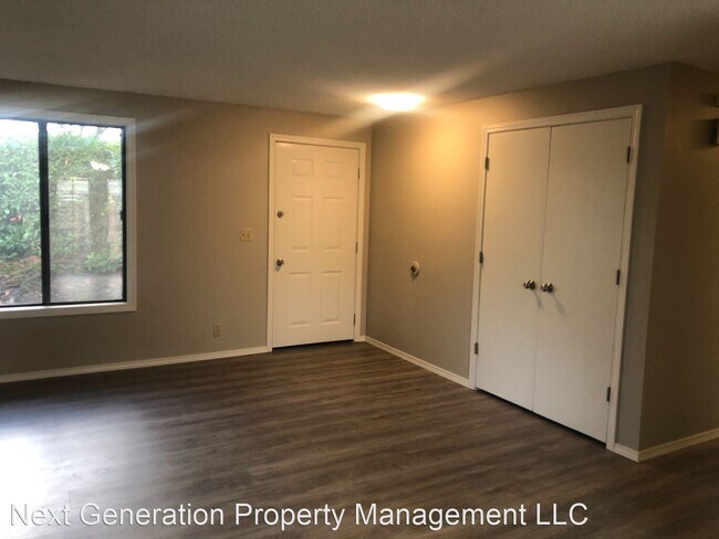 Building Photo - 3 br, 1 bath House - 5311 Barger Dr.