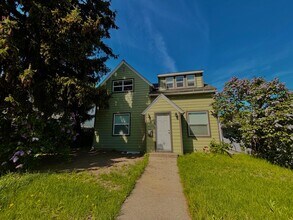 Building Photo - 113 N Jackson St