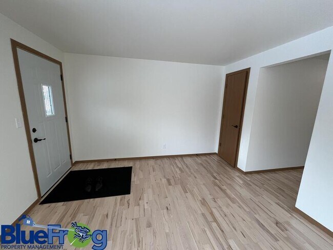 Foto del edificio - 644 Woodlawn Dr