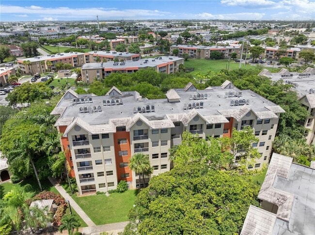 Foto del edificio - 8120 Geneva Ct