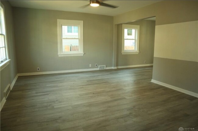 Building Photo - 55 S Delmar Ave