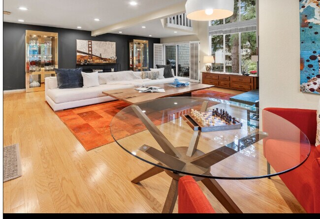 Foto del edificio - 13730 15th Ave NE
