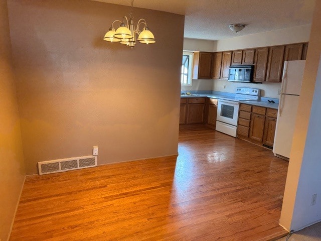 Foto del edificio - 2901 E 14th St