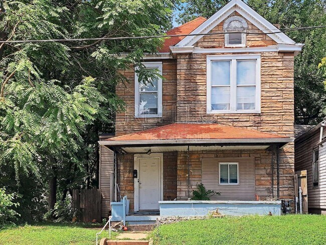 Foto del edificio - 1743 W Hill St