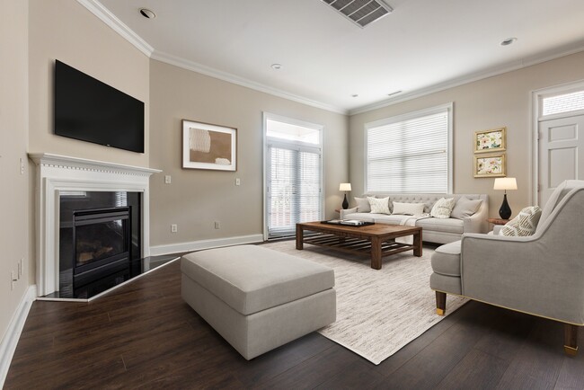 Building Photo - Sterling Manor