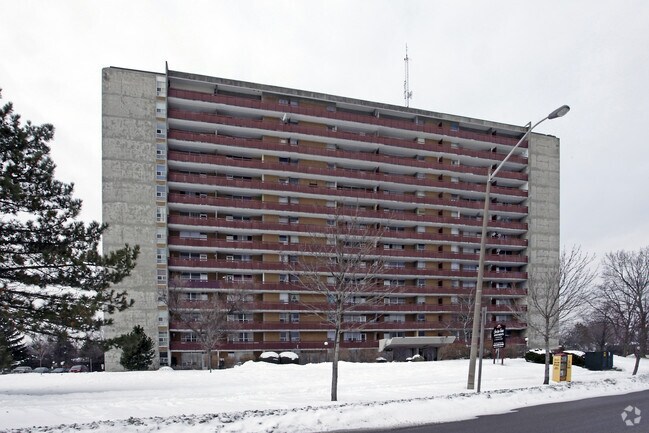 Photo principale - 2185 Sheridan Park Dr