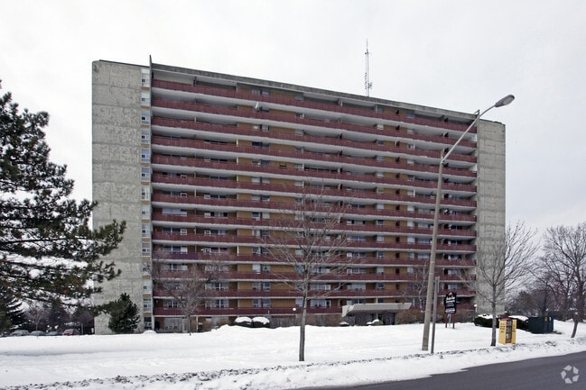 Primary Photo - 2185 Sheridan Park Drive