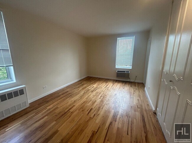 Foto del edificio - GRAND CENTRAL PARKWAY