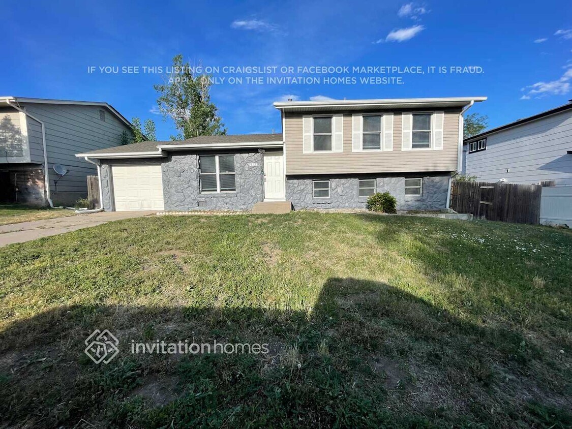 Foto principal - 9868 St Paul St