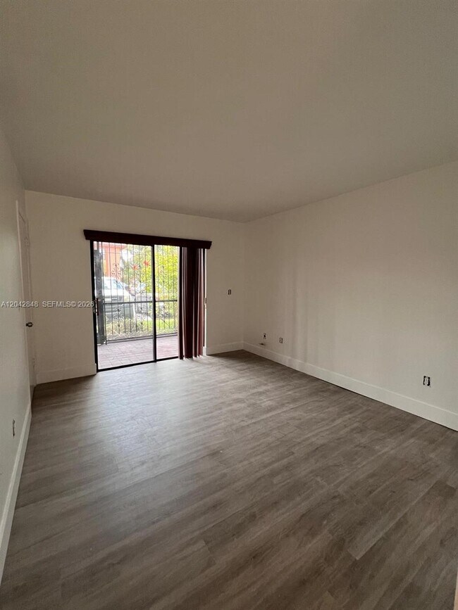 Foto del edificio - 6455 W 27th Ave
