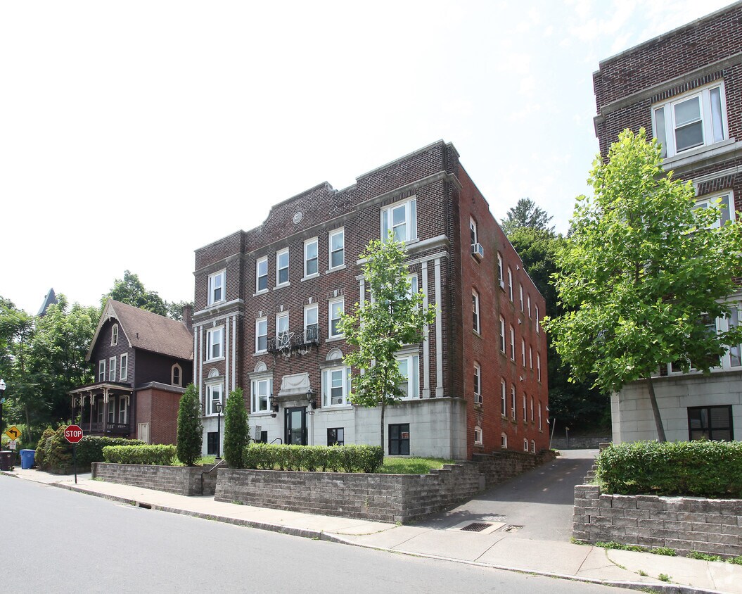 5359 S High St, New Britain, CT 06051 Apartments in New Britain, CT