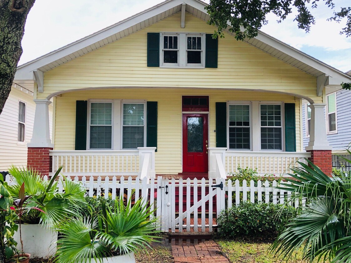 Foto principal - 3614 Avenue P 1/2