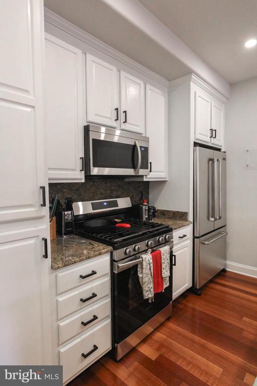 Foto del edificio - 1423 Clifton St NW