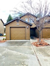 Building Photo - 2769 NE Mesa Ct