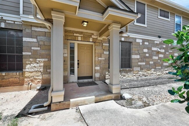 Foto del edificio - 16100 S Great Oaks Dr