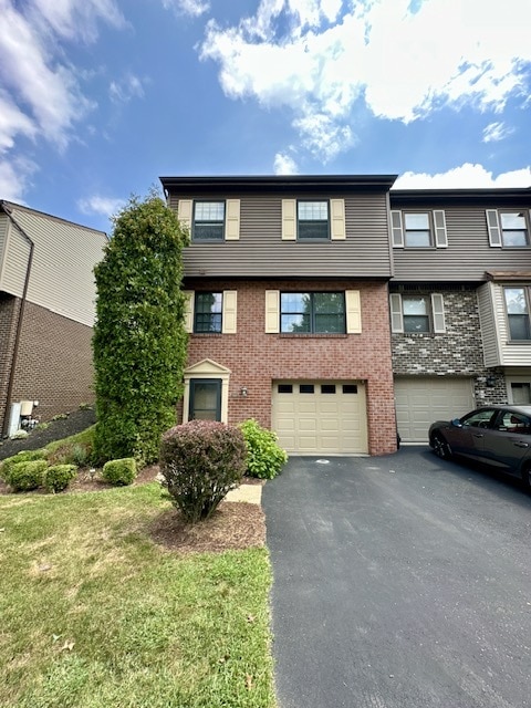 Building Photo - 7351 Beacon Hill Dr
