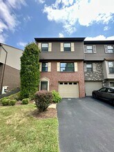 Building Photo - 7351 Beacon Hill Dr