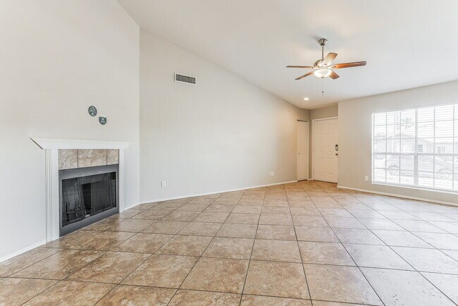 Foto del edificio - 4414 E Ashurst Dr