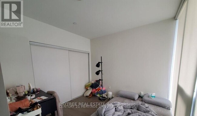 Photo du bâtiment - 251 Jarvis St