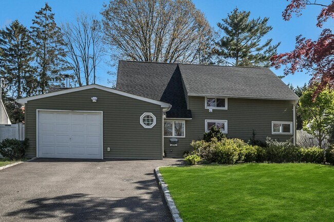 Building Photo - 288 Acre Ln
