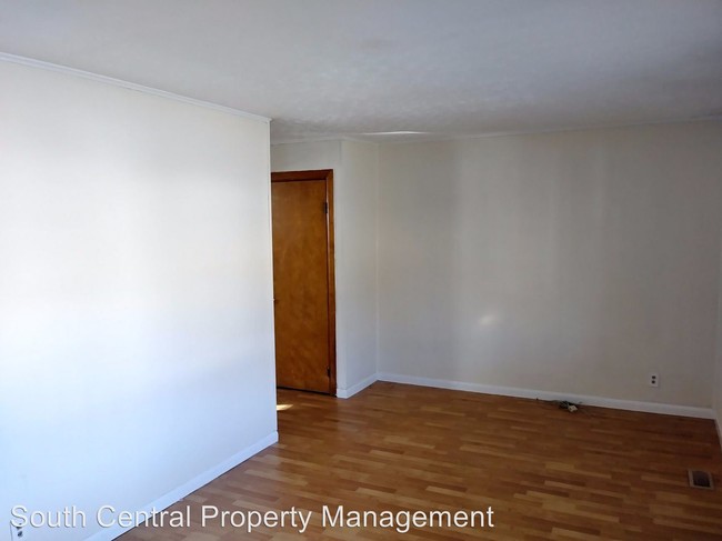 Building Photo - 3 br, 1 bath House - 3447 Old Lexington Rd