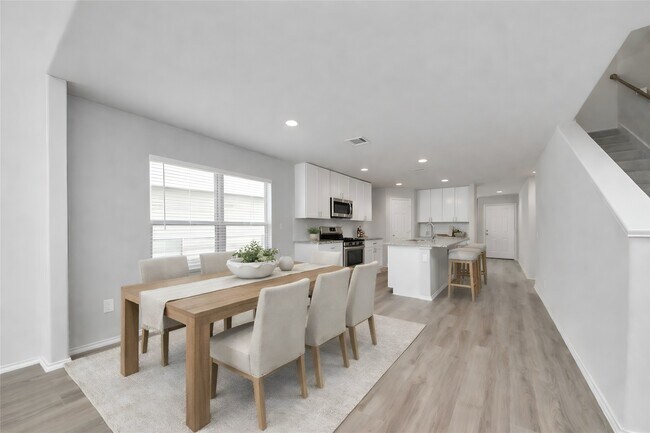 Foto del edificio - 4206 Tulip Oak Dr