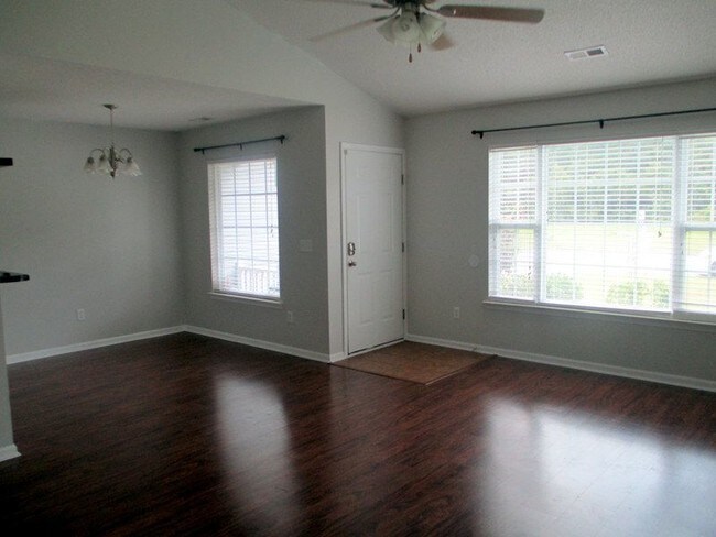 Building Photo - 4745 Corena Dr