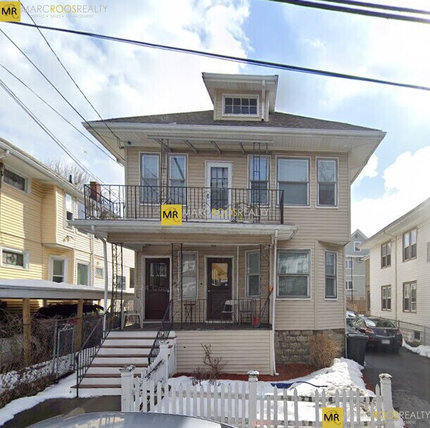 Building Photo - 106 W Adams St