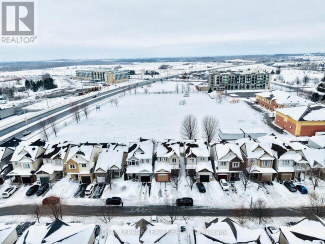 Building Photo - 276 Harthill Way