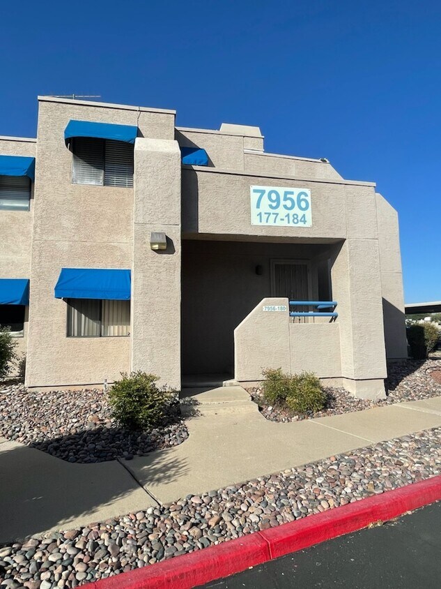 7956 E Colette Cir, Tucson, AZ 85710 Townhome Rentals in Tucson AZ