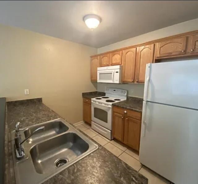 Foto del edificio - 1558 Devoe St