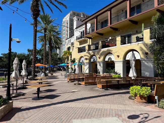 Foto del edificio - 1137 Highland St S