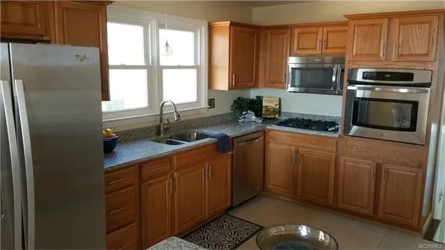 Foto del edificio - 1309 Stoneycreek Dr