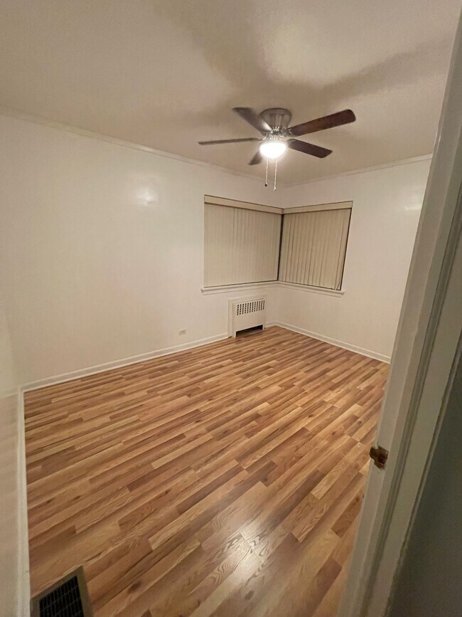 Foto del edificio - 1850 Ridgeland Ave