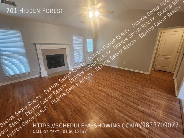 Building Photo - 701 Hidden Forest Dr