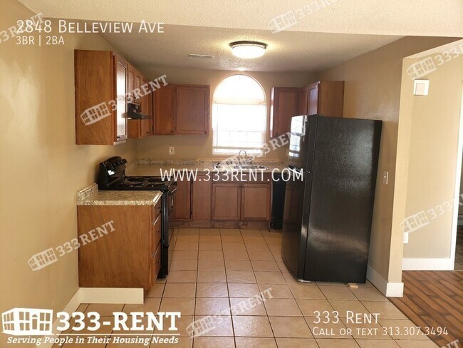 Building Photo - Space is your friend in your two-story hou...