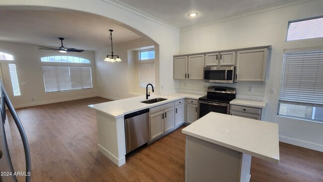 Foto del edificio - 2050 W Boulder Ct