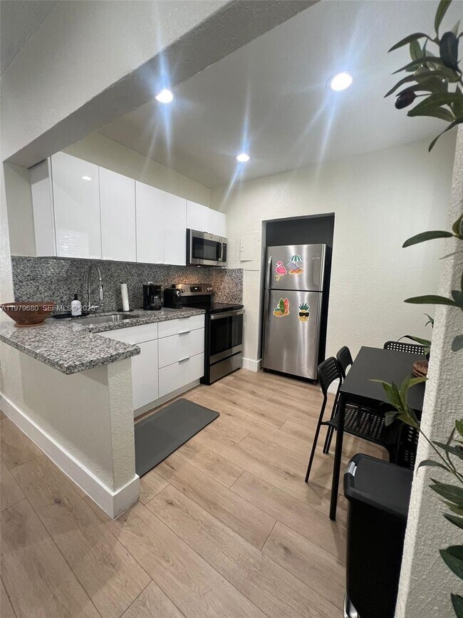 Foto del edificio - 2315 Taylor St