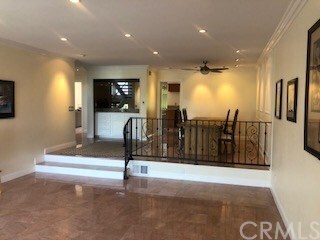 Building Photo - 6 Rocky Knoll