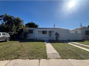 Building Photo - 4380 SW 1st St