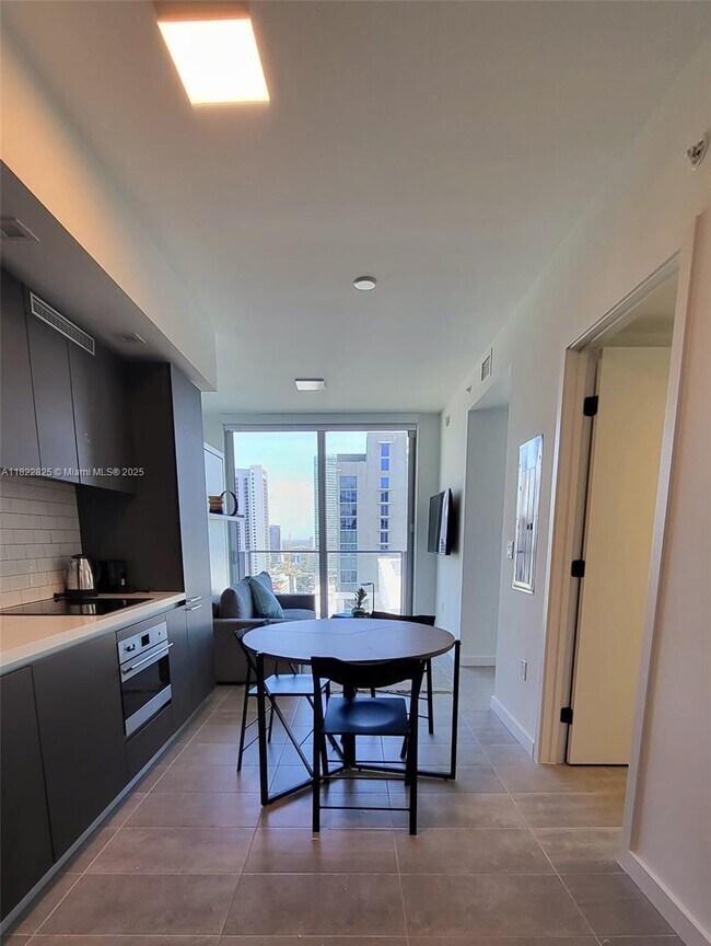 Foto del edificio - 227 NE 2nd St