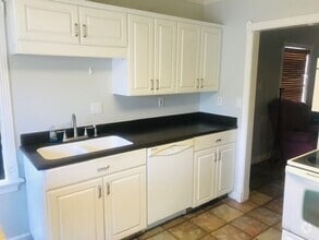 Building Photo - 2916 S 700 E