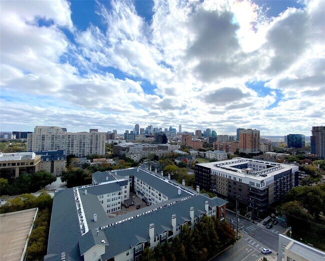 Building Photo - 3111 Welborn St
