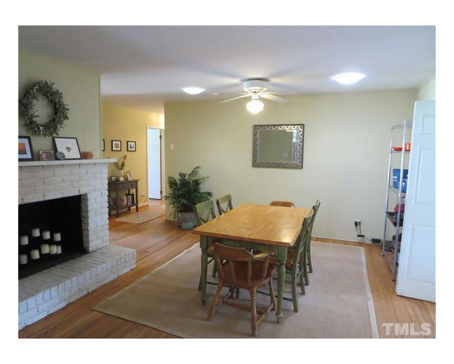 eat-in Kitchen - 408 Ortega Rd
