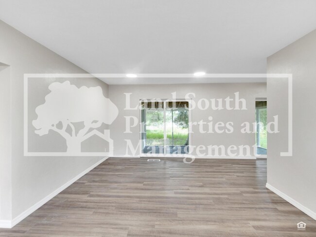 Foto del edificio - 905 14th St NE