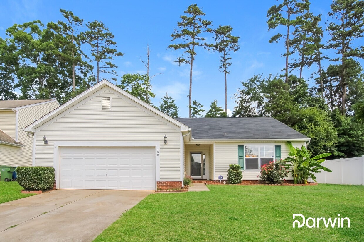 Foto principal - 108 Briarwood Ln