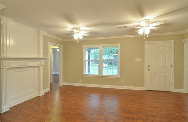 Foto del edificio - 3825 Hawick Ln