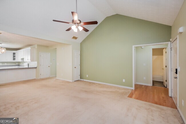 Building Photo - 315 Berkshire Dr