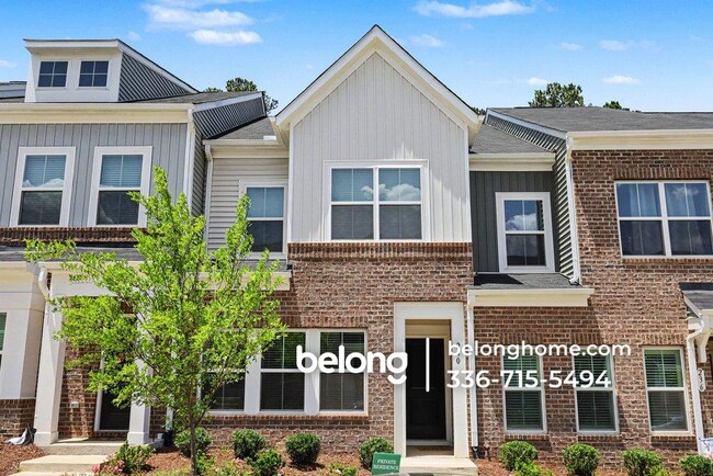 Building Photo - 240 Chesapeake Cmns St