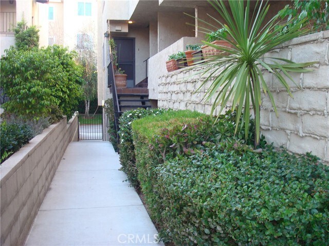 Building Photo - 8041 Redlands St
